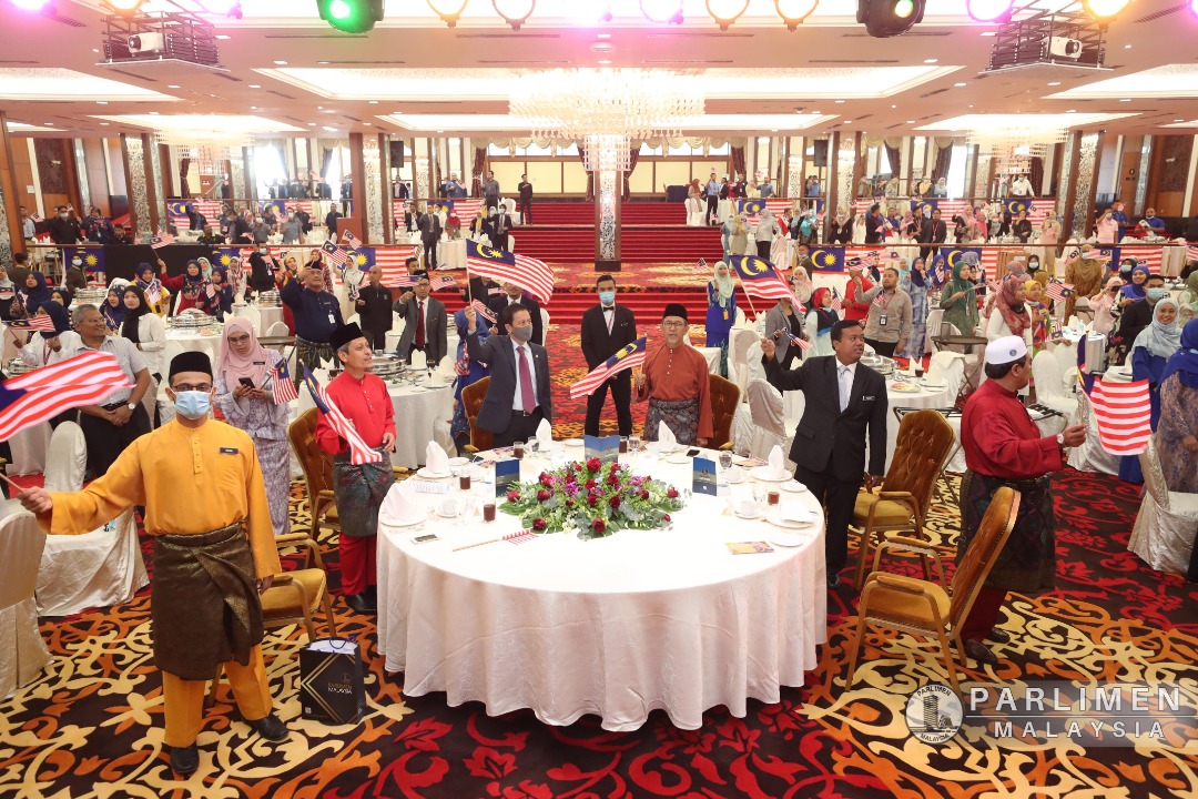 majlis-amanat-yang-di-pertua-dewan-rakyat--perhimpunan-bulanan-sesi-julai-september--anugerah-khidmat-setia-dan-persaraan-tahun-2020---parlimen-malaysia